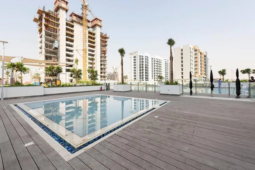 Lovely Studio By Skylight Dubai Apartment